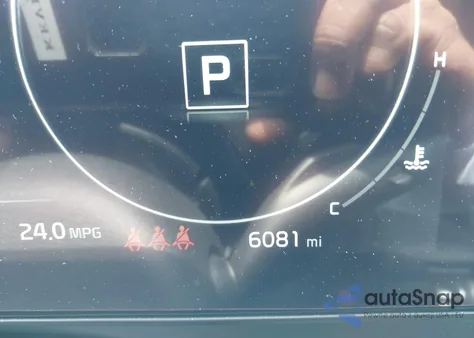 2025 Kia Sportage Sx-Prestige from USA, damaged, VIN 5XYK53DF9SG255575